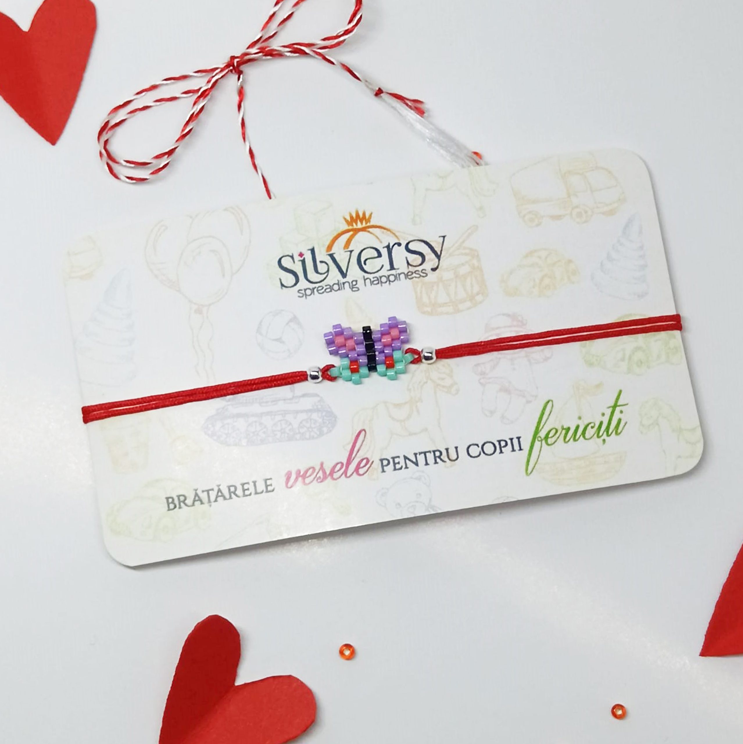 fluture Brățară de copii cu fluturas realizată manual din mărgele Miyuki Delica, argint și snur reglabil. Cadou vesel și simbolic de noroc – Silversy.